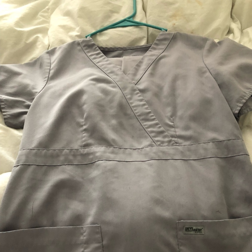 Greys Anatomy Scrubs, size small , light grey
